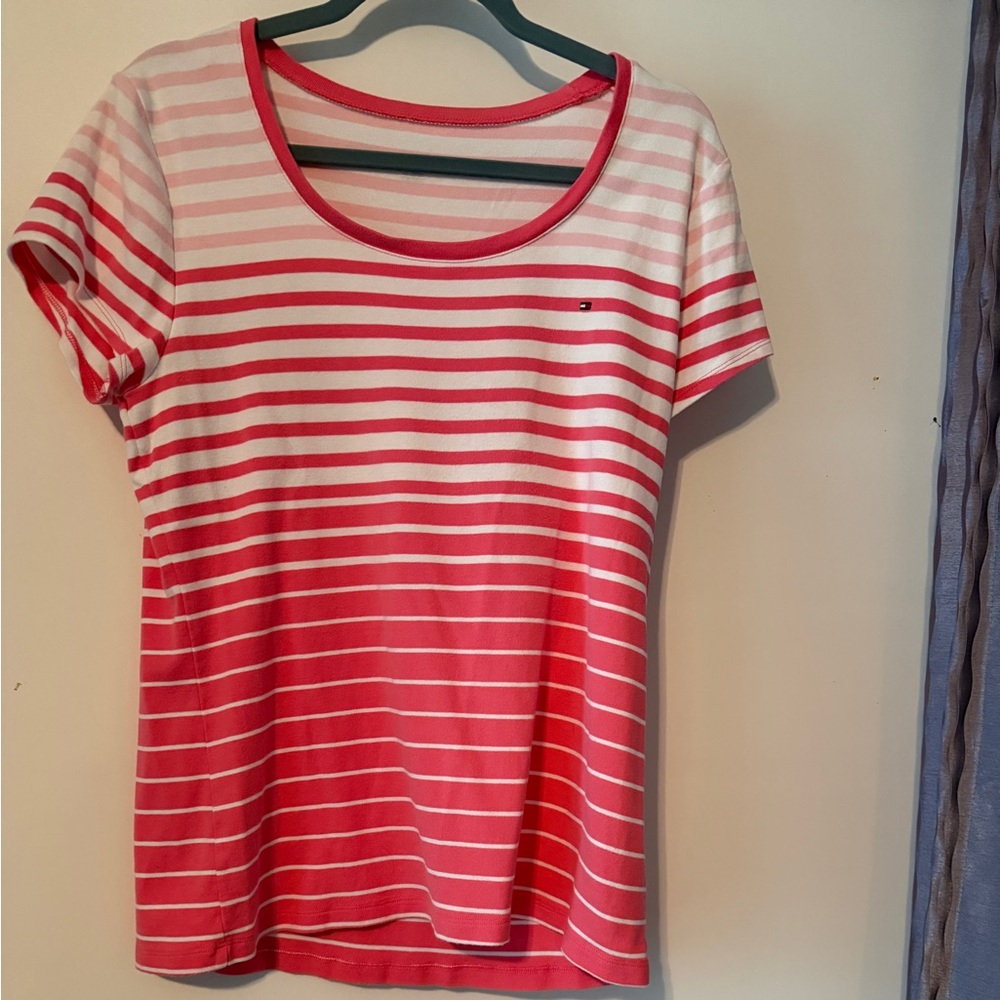 Tommy Hilfiger Women's Pink and White Striped Scoop-Neck Tee